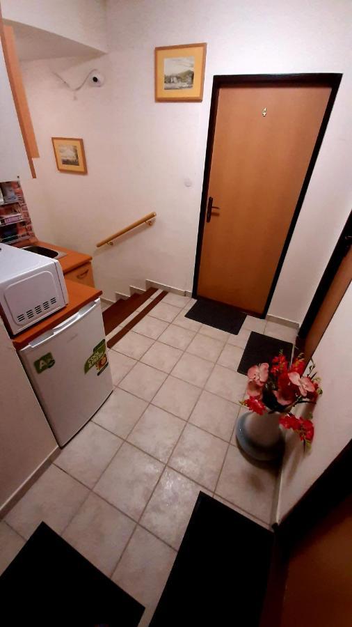 Pension Zita Znojmo Esterno foto