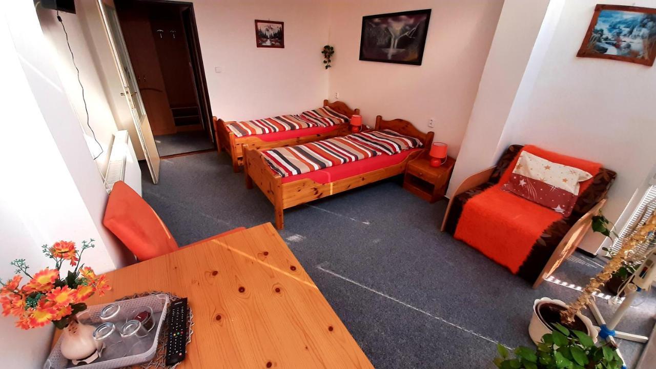 Pension Zita Znojmo Esterno foto